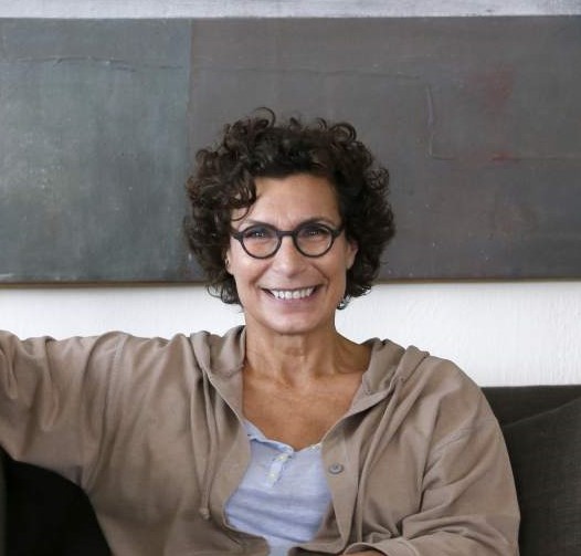 Mara Gordon is the founder of Aunt Zelda's