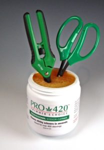 cannabis scissor cleaning solution