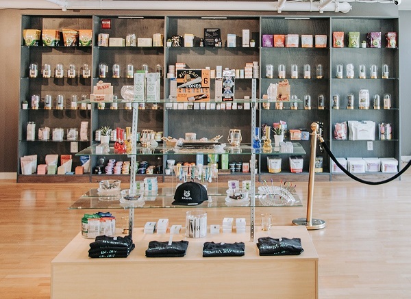 Posh-Green-Cannabis-Boutique-3-retail-profile-mg-Magazine-mgretailer
