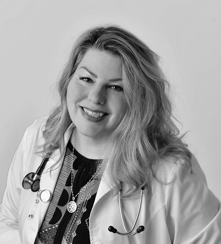 Julie-Hildebrand-WeedMD-mg-Magazine-mgretailer