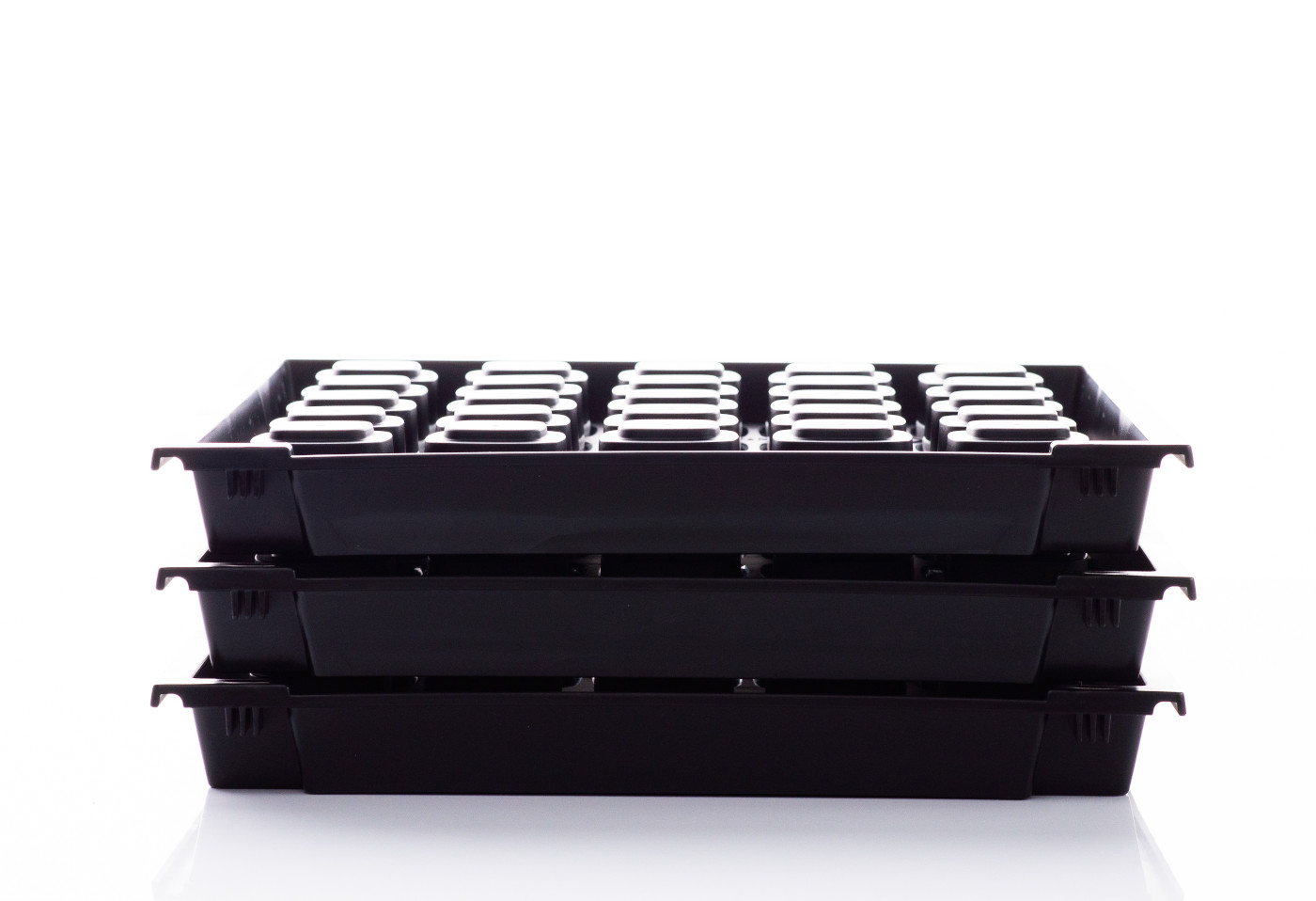 Calyx-Containers-efficiences-of-molded-cannabis-containers-mg-Magazine-mgretailer Calyx Containers efficiences of molded cannabis containers mg Magazine mgretailer